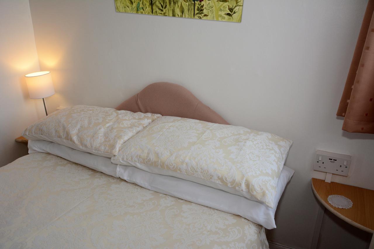 The Cove Guest House ريل المظهر الخارجي الصورة