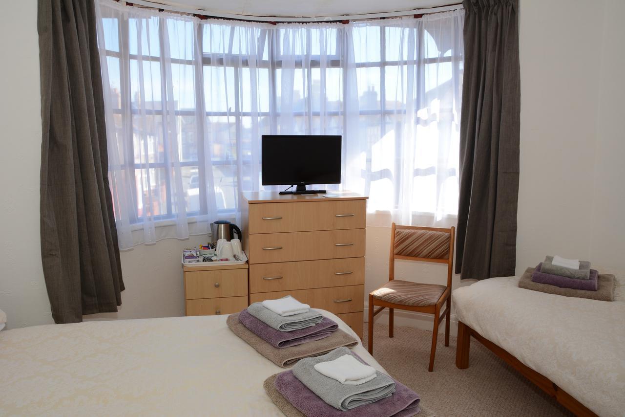 The Cove Guest House ريل المظهر الخارجي الصورة